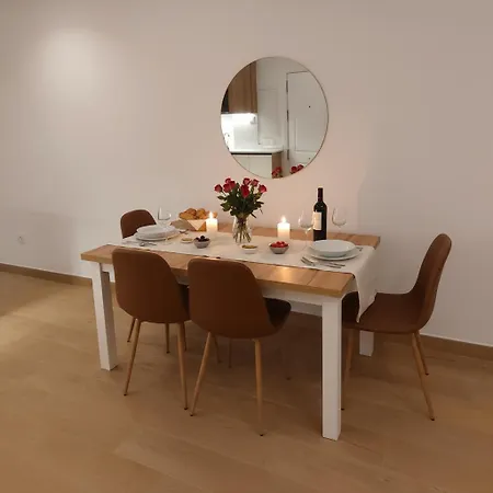 アパート New! Junto A La Playa Y Casco Historico - 80 M2 マルベーリャ