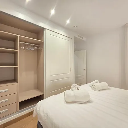 アパート New! Junto A La Playa Y Casco Historico - 80 M2 *
