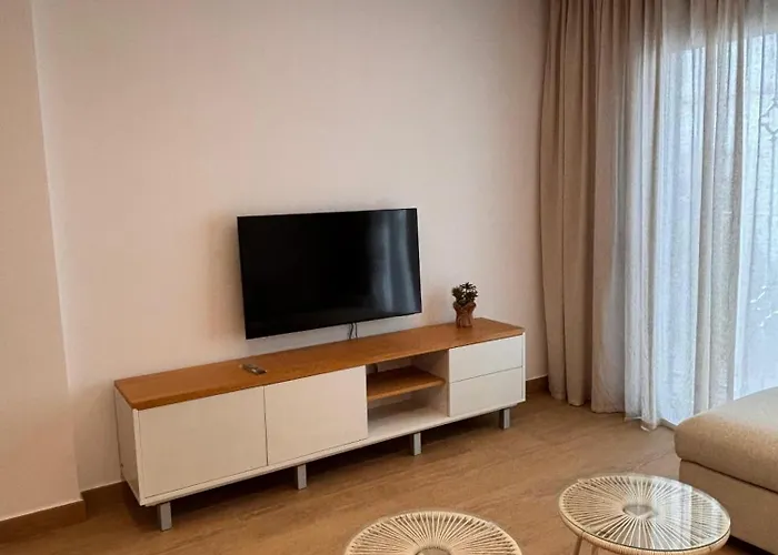 Nuevo Junto A La Playa Y Casco Historico - 80 M2, Alta Calidad * מארבלה