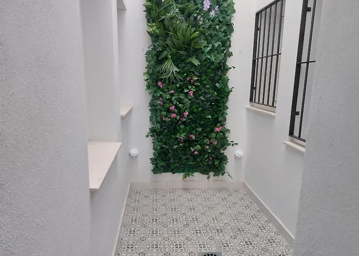 Nuevo Junto A La Playa Y Casco Historico - 80 M2, Alta Calidad מארבלה
