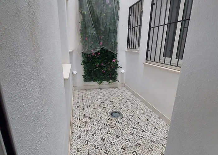 דירה Nuevo Junto A La Playa Y Casco Historico - 80 M2, Alta Calidad מארבלה